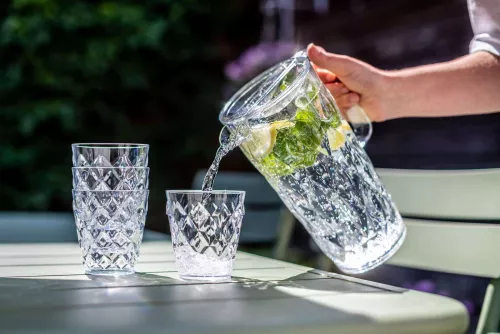 Koziol Koziol Crystal Karaf 1,6 liter met 4 Bekers van 250 ml (4007535)